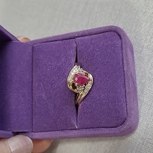 Beautiful Ruby & Diamond Ring, Size 7